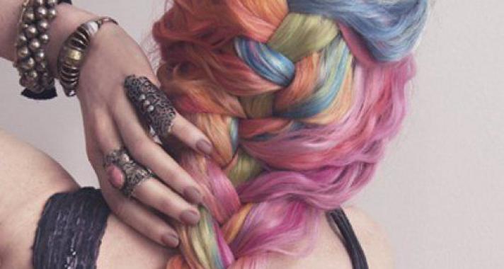 Fesztiválszezon kedvenc: unikornis haj