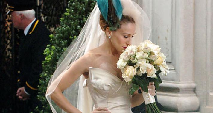 A 10 legemlékezetesebb menyasszonyi ruha sorozatokból