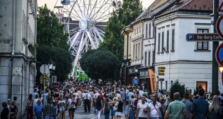 Nemzetközi felhozatal és Selfie Színpad a VUF-on