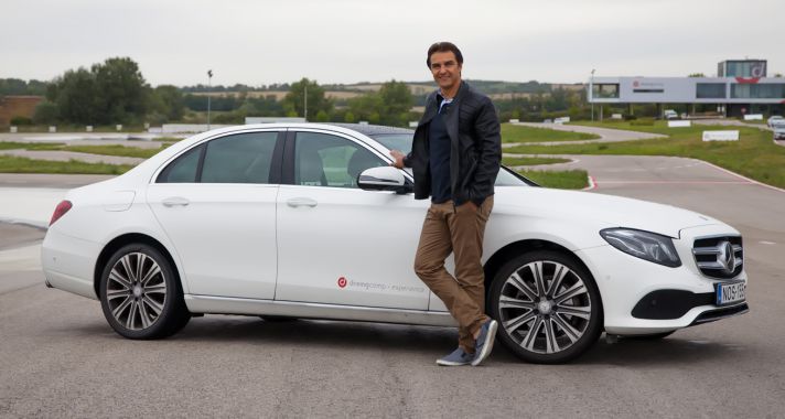 A legfontosabb, hogy az ember mindig tudja, hogy hogyan reagáljon - Dolhai Attilával beszélgettünk a drivingcamp-en