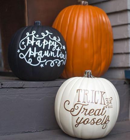 15 fantasztikus dekorációs ötlet festett tökökhöz