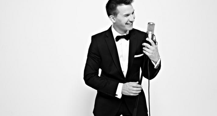 Karácsonyi nagykoncertet ad Gájer Bálint