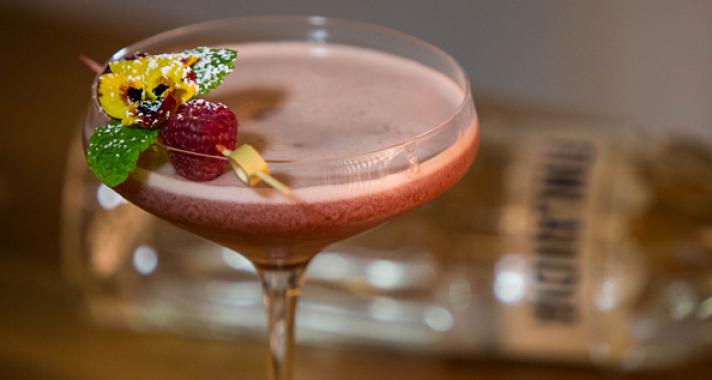 Koktélkülönlegességek a szerelmesek napjára