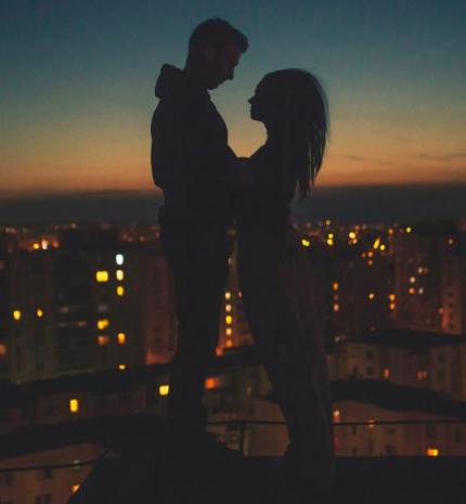 Talán igaz sem volt – szellem-kapcsolatok hálójában