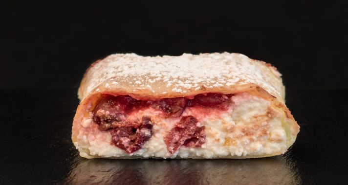 Rétesező nyílt a bulinegyed szélén