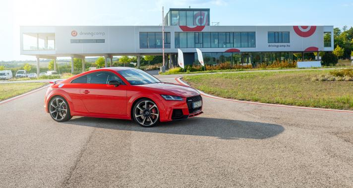 Édes hármas - kipróbáltuk az új Audi TT RS-t