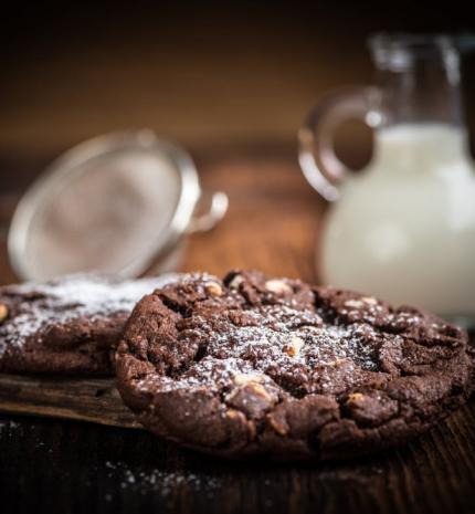 Zabpelyhes csokis keksz