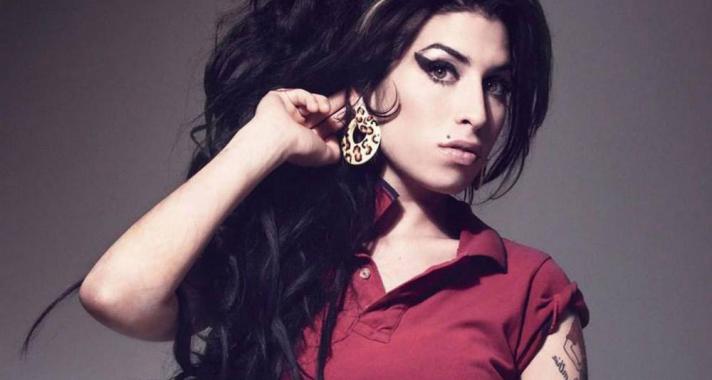 Top5: Amy Winehouse legjobb slágerei péntek reggelre