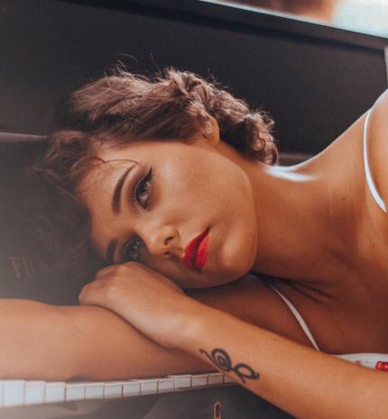 Nem neked való az a padló, állj fel onnan!