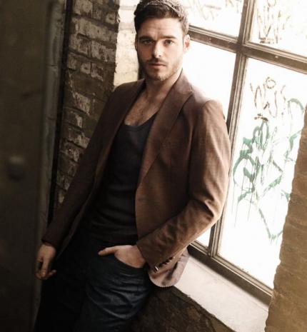 10 kép, ami bizonyítja, hogy Richard Madden napjaink egyik legszexibb férfija