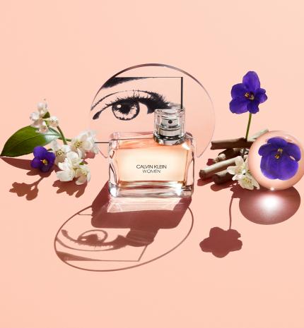 CALVIN KLEIN WOMEN Eau de Parfum Intense - Új illat merész nőknek