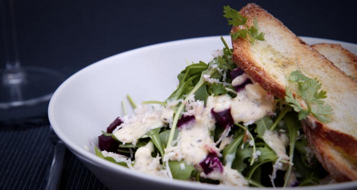 Saláta összetevők, melyeket érdemes kerülni