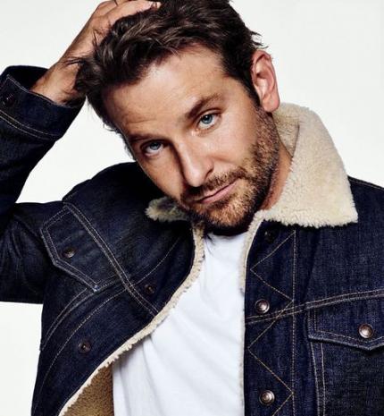 Bradley Cooper még mindig szexi
