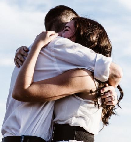 5 alapvető különbség a lelki társ és a nagy szerelem között