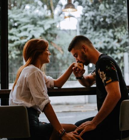 Miért töltöttem le és töröltem le a Tindert?