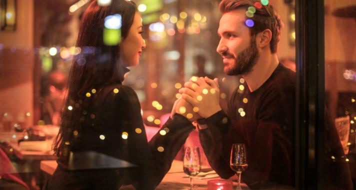 Régimódi randiszokások, melyekre a mai modern nő is vágyik