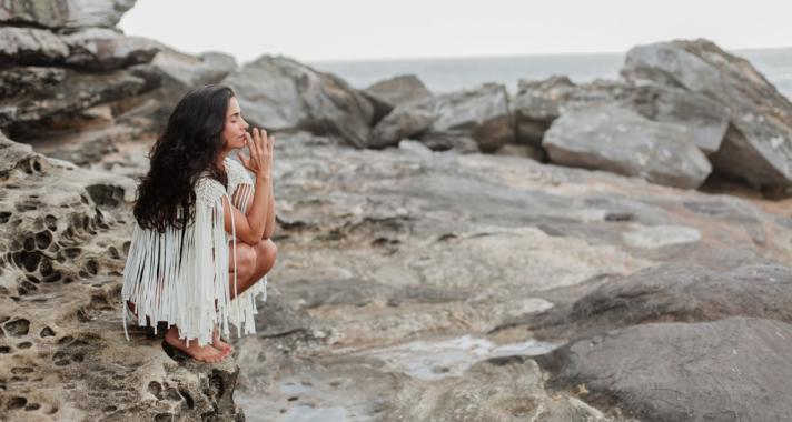 Miért áruljuk el idegeneknek a titkainkat?