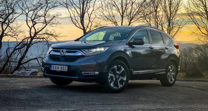 Majdnem tökéletes! - Honda CR-V 2.0 Hybrid Lifestyle