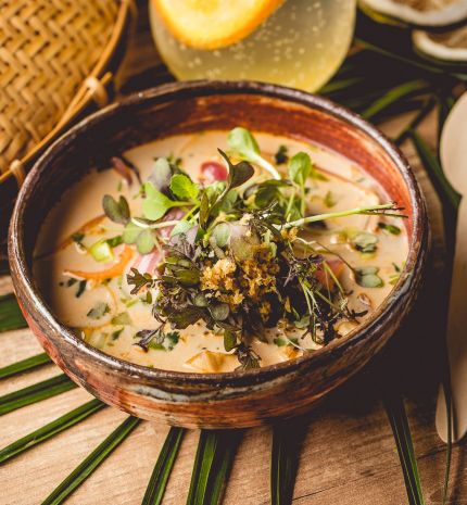 Új színfolt a belvárosi éttermek sorában, megnyilt az AUM Natural a belvárosban