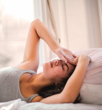 Mikor kell a fejfájás esetében komolyabb betegségre gondolni?