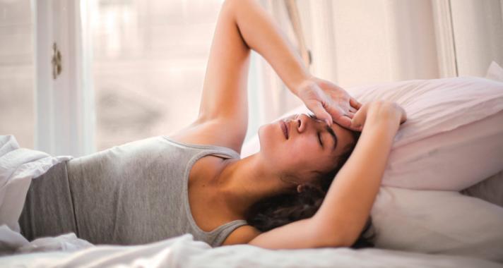 Mikor kell a fejfájás esetében komolyabb betegségre gondolni?