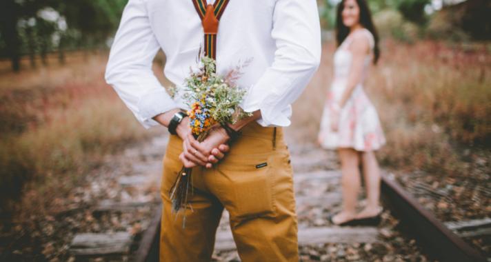 Régimódi randiszokások, melyekre a mai modern nő is vágyik