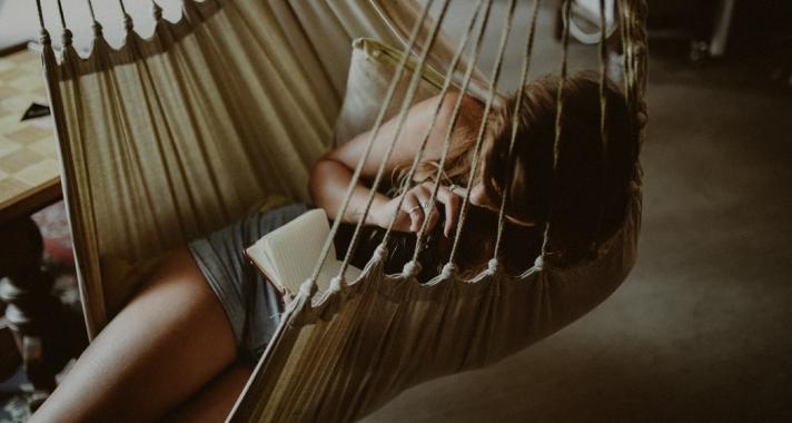Így gondoskodj a belső jólétedről a karantén ideje alatt