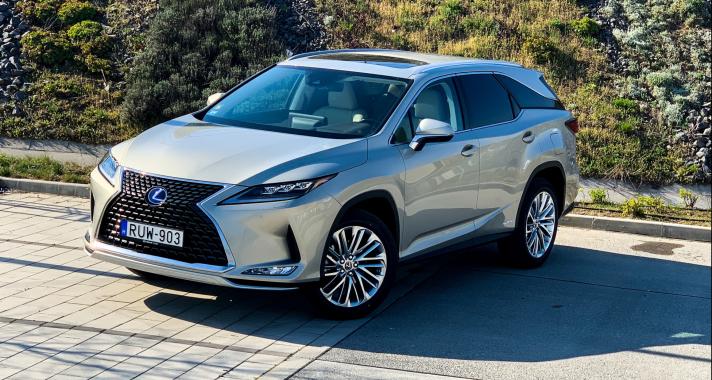 Face App japán módra – Lexus RX L 450h