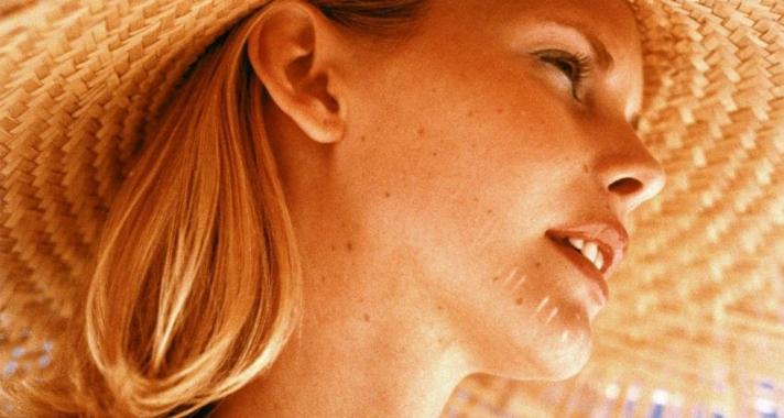 Hightech, fiatalító fényvédők