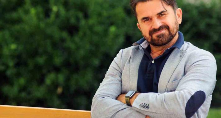 'Nagyon jó döntést hoztam a Tháliával' – interjú Csőre Gáborral