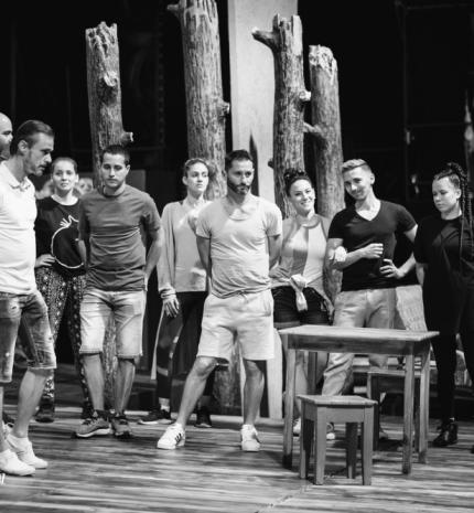 Identitáskeresés Győrben – Menyasszonytánc ajánló