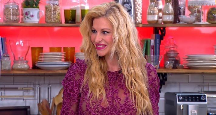 'Hiszem, hogy egy étel egyszerre lehet egészséges és finom is.' - Interjú Zellei Tündivel