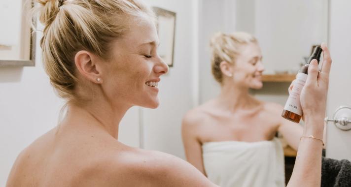 5 egyszerű módszer, amivel méregteleníthetjük a bőrt az ünnepek után