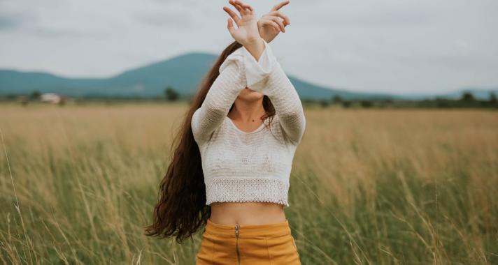 „Egy érzés az csak egy érzés – nem a teljes identitásod” -  Dr. Edith Eva Eger fontos mondanivalója a saját lelki szabadságunkkal kapcsolatban