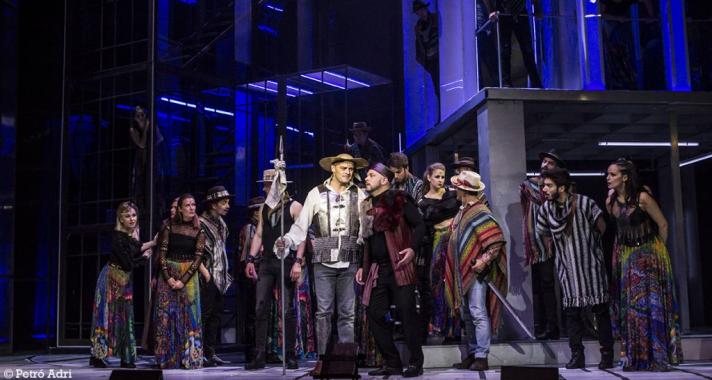 Azt éreztem, hogy része voltam az előadásnak, bár az illatok és a hely aurája, ma még pótolhatatlan