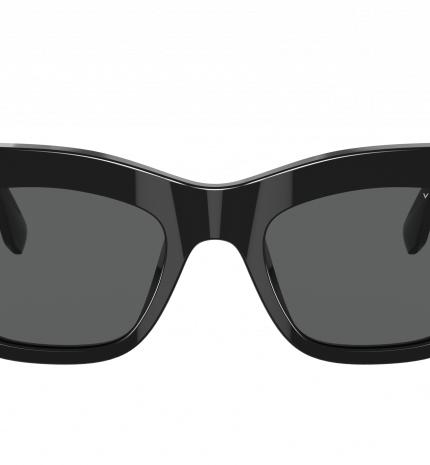 A Vogue bemutatja a #MBBDiaries kapszulakollekciót