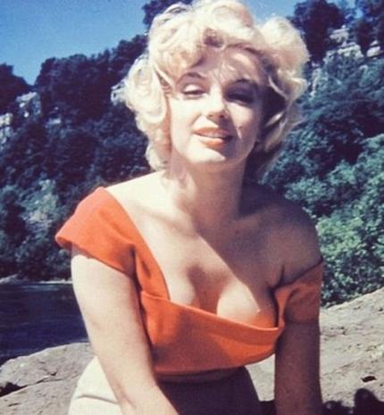 Egy elveszett, önbizalomhiányos nő - Marilyn Monroe