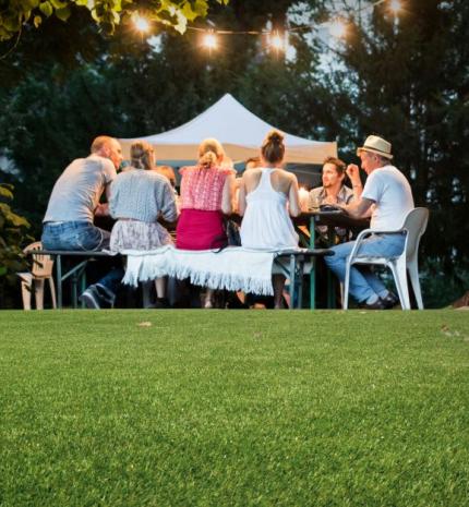 4 szuper nyári program, amihez sem kell mozdulnod a kertedből