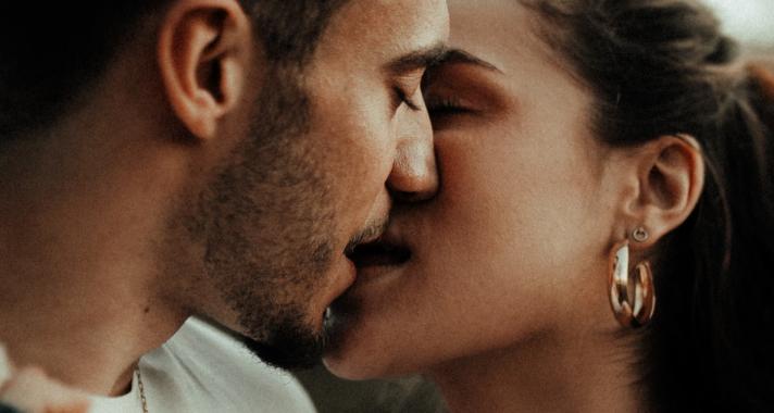 Elengedni a kezét, remélve, hogy visszatér