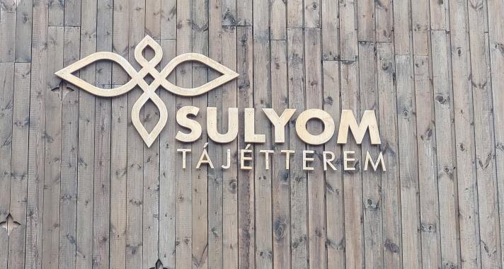Sulyom Étterem- Gasztrostílus a Tisza-tónál