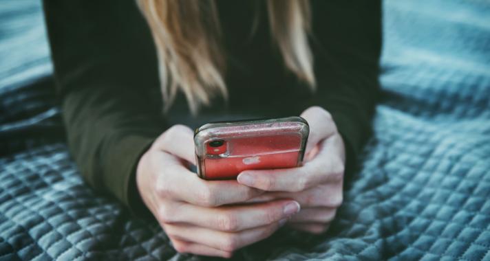 Néhány órára visszakaptuk a való életet - A Facebook leállásról