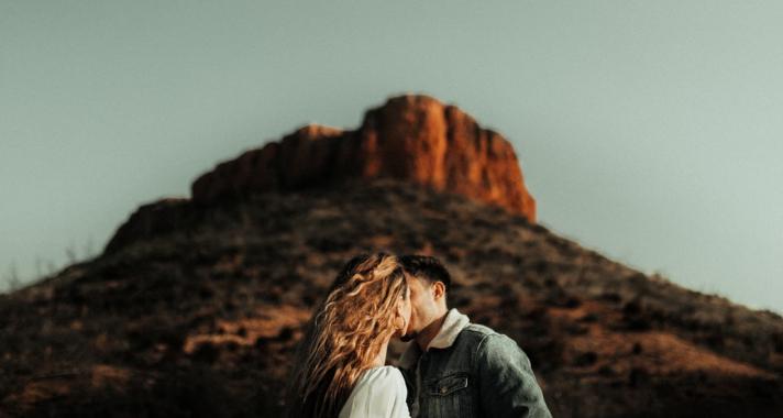 Aki szeret, az jelen akar lenni