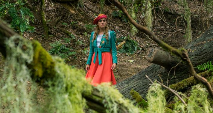 Az El a kezekkel a Papámtól! ikonikus jelmezei kalapács alá kerülnek