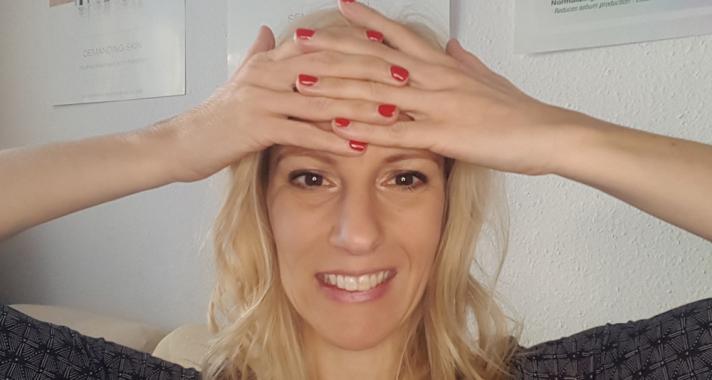 A sima, ránctalan homlok plasztikai beavatkozás nélkül