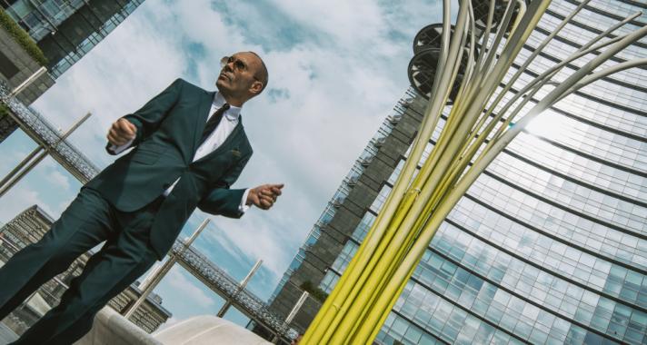 Lépj be a Matt Bianco párhuzamos univerzumába Szolnokon a RepTárban!