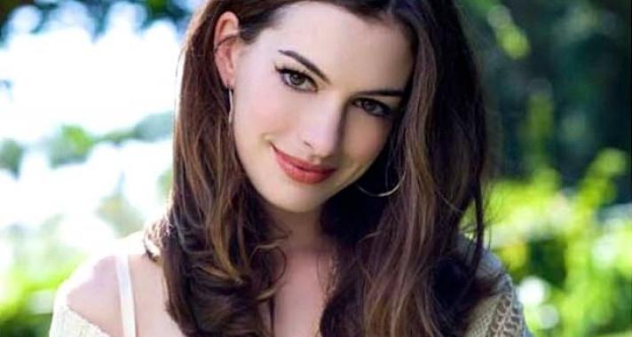 'A kedvesség egy nagyon fontos tulajdonság, mikor az igazit keresi az ember' - Idézetek Anne Hathawaytől