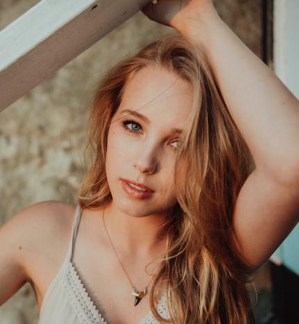 A Nő, aki benned kuckózik