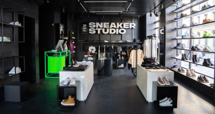 Az ANSWEAR hatalmasat lép a Sneakerstudio és a PRM márkák felvásárlásával