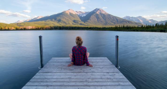 Fiatalkori traumáink feldolgozása - így emeld egészséges szintre az önértékelésedet