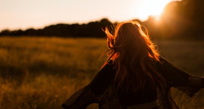 4 dolog, amit el kell engedned ahhoz, hogy egy igazabb életet élhess, amiben boldog vagy